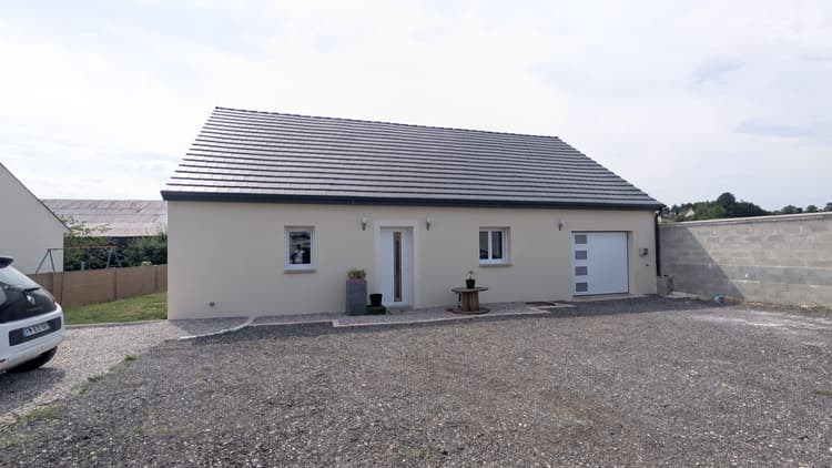 A 10 MIN DE BEAUVAIS Maison 4 pièce(s) 134.05m2