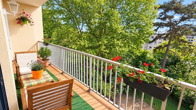 NOUVEAUTÉ - T3 avec balcon - Oullins Centre
