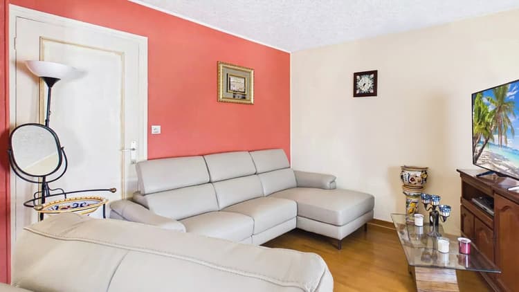 APPARTEMENT T5 – 110 m² – 4 CHAMBRES – BALCON – VILLERUPT CENTRE