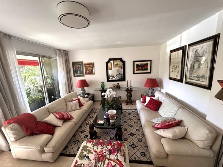 AIX-EN-PROVENCE -PARC MOZART- 3 PIECES - 90.84m2