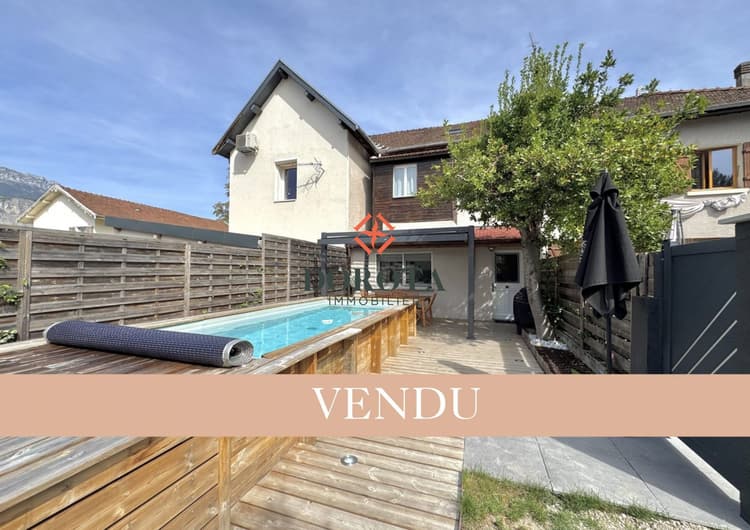 Triplex esprit maison avec piscine et garage