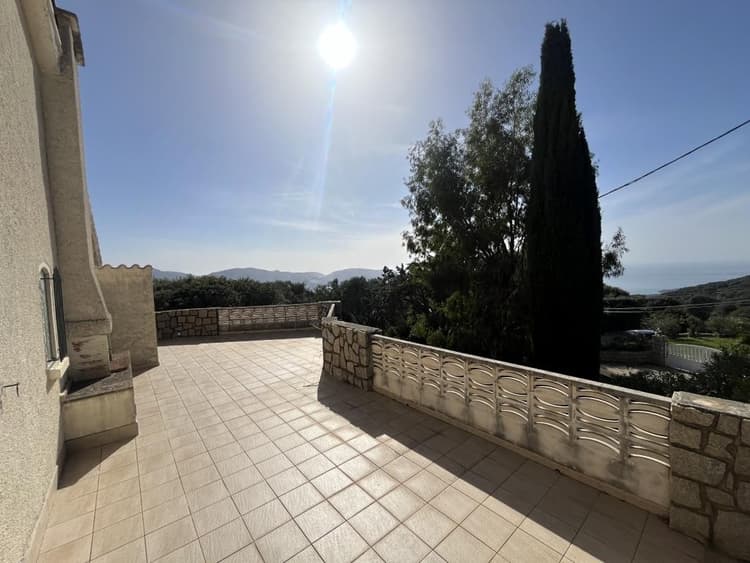 OLMETO - MAISON 9 PIECES - 328m2