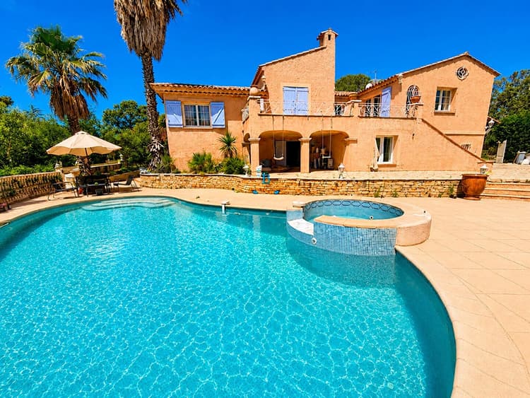 Maison Saint Raphaël - 4 chambres - T2 - Piscine