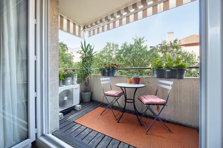 T3 avec Balcon et Box et Climatisation/ Limite Lyon 3