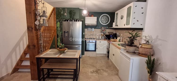 Exclusivite MONTFRIN, maison de village prête à vivre