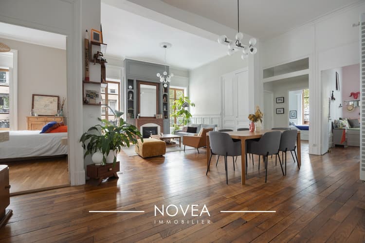 Magnifique T5 familial 126 m2 - Quai de Saone