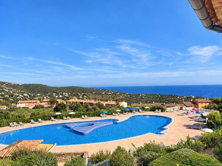 Appartement Les Issambres T2 35.11 m2 - VUE MER - LOGGIA
