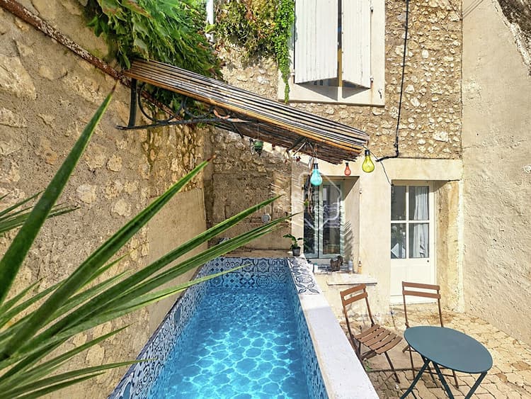 Maison Noves 100 m2 avec cour