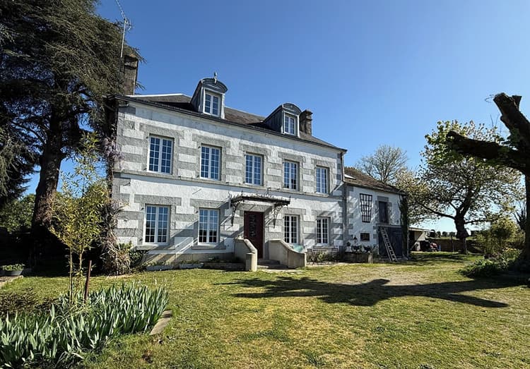 Maison de MAITRE ST DENIS SUR SARTHON