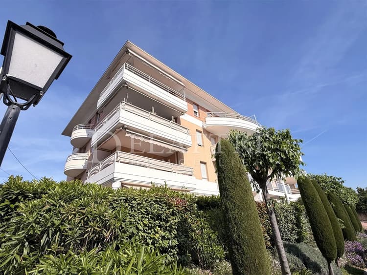 Appartement T3 rez-de-jardin Antibes