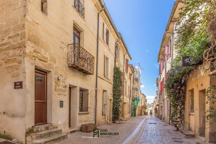 Maison de ville idéalement située au coeur d'Uzès