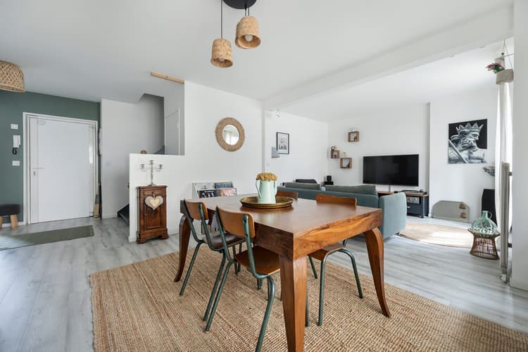 T5 - DUPLEX - RENOVE - CENTRE VILLAGE