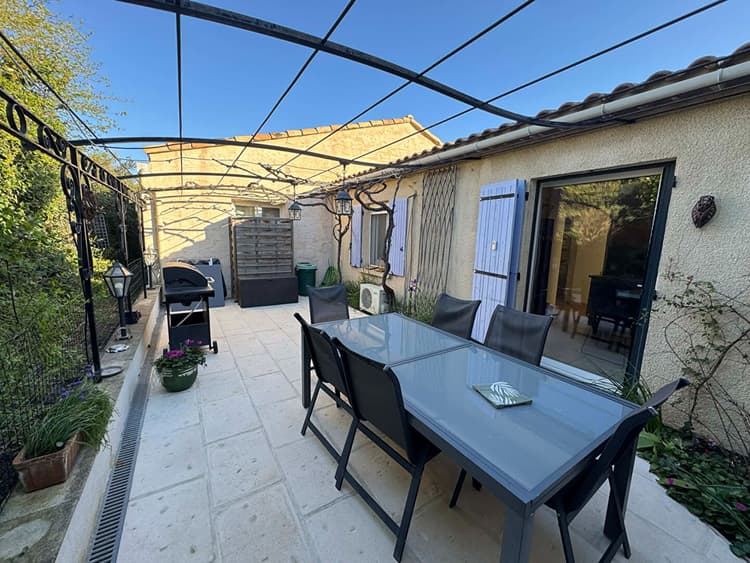 A VENDRE, 2 HABITATIONS, 5 CHAMBRES, JARDIN, GARAGE