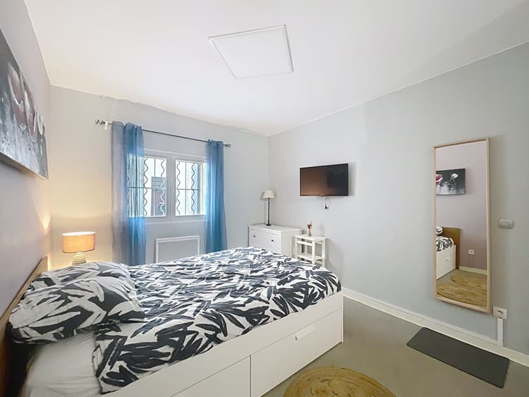 Appartement Avignon 1 pièce 21.84 m2 MEUBLÉ LOUE