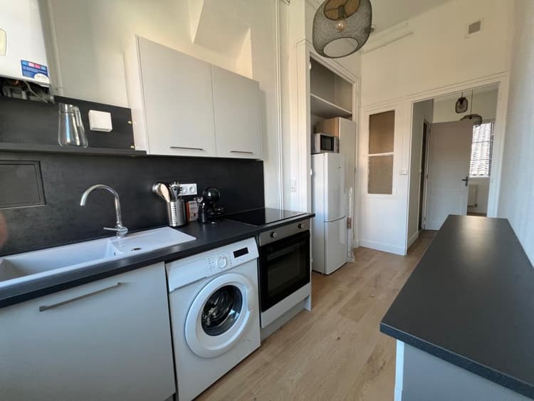 RUE BECHEVELIN/T2/MEUBLÉ/35 m2