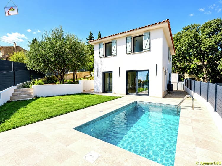 TOULON LES 4 CHEMINS - VILLA 2026 T5 DE 121 M² - TERRAIN DE 559 M² - PISCINE - TERRASSE