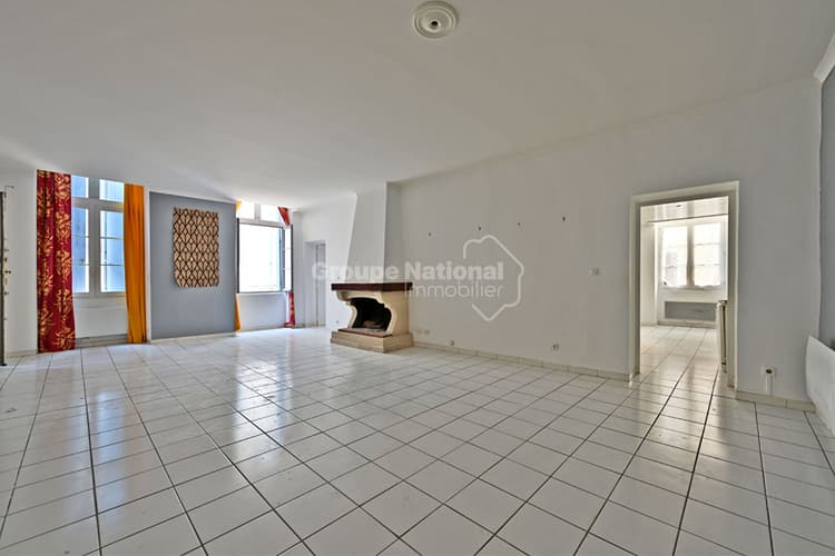 P4 110m2 Ecusson Nimes