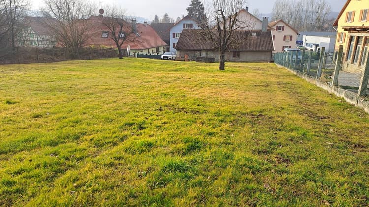 Maison individuelle avec 13 ares de terrain constructible