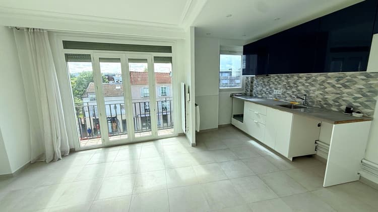 Appartement Bas de Chatou 2 pièces balcon