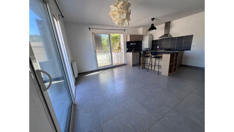 À VENDRE, APPARTEMENT, 2 CHAMBRES, TERRASSE, PARKING