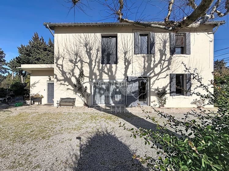 Mas Cabannes 183 m2 terrain 750 m² garage 60m²