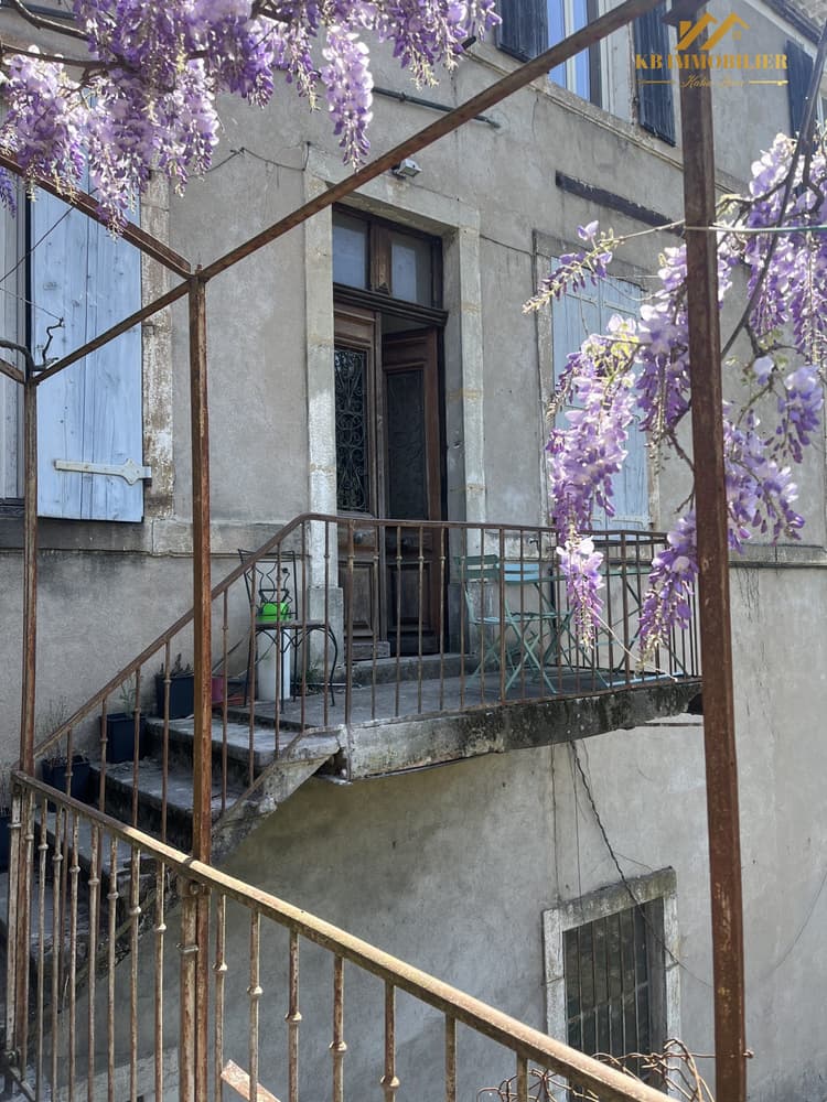 Appartement avec terrain attenant Rare sur le secteur