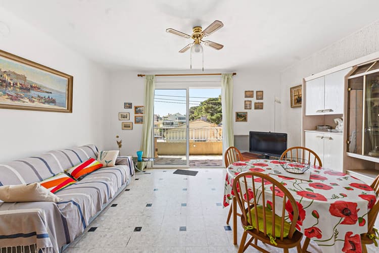Sous-compromis - Type 3 avec parking privée - Proche mer, Centre Sausset-les-Pins