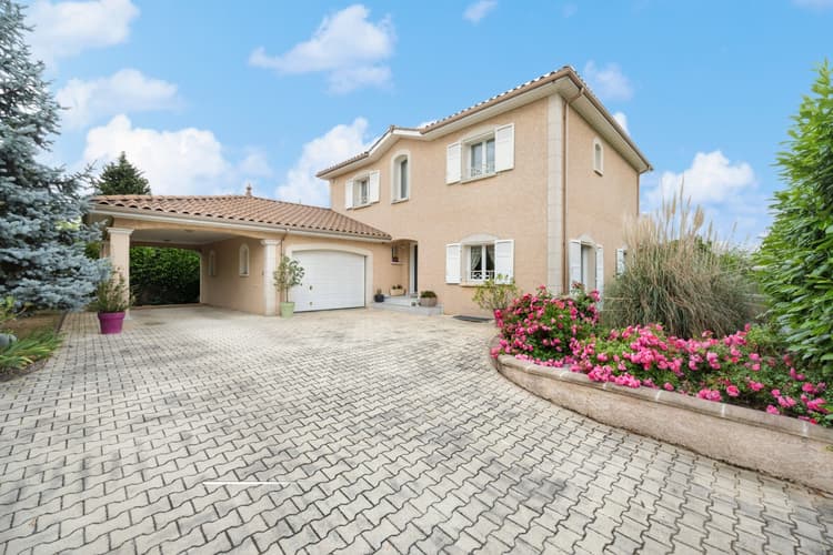 Magnifique maison familiale à Grézieu-la-Varenne