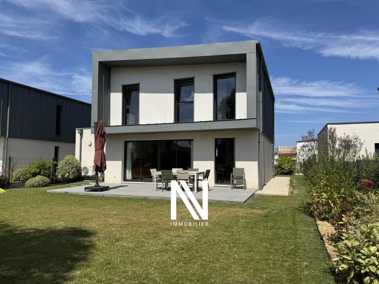 Maison d'architecte à COURSEULLES-SUR-MER