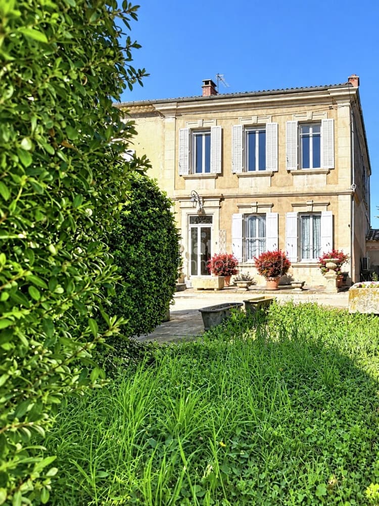 Maison Bourgeoise 4 pièces 127 m2 300m² de terrain
