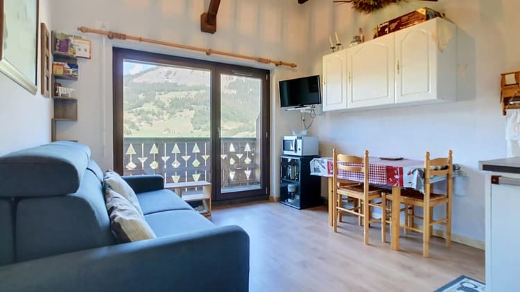 Studio avec balcon, garage et casier à skis