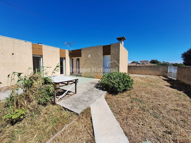 Maison plain-pied 105 m², 3 chambres avec garage à Miramas