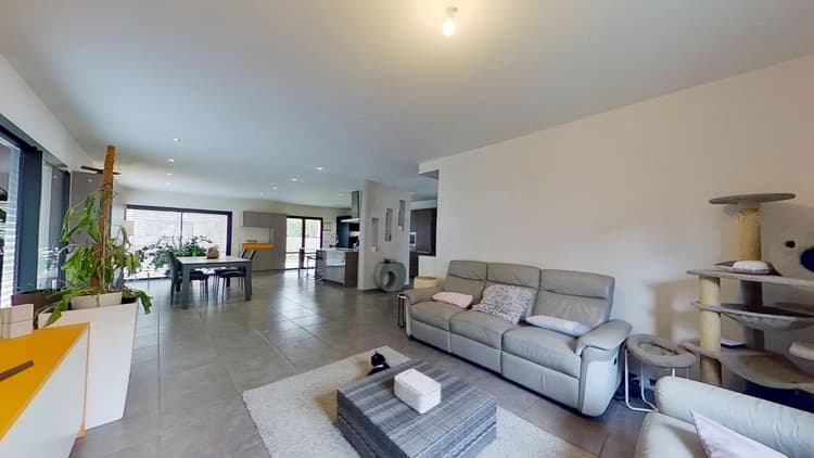 Maison de 262 m2 avec piscine chauffée