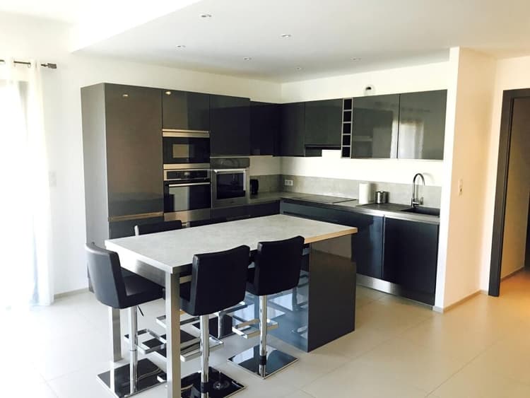 PROPRIANO - 3 PIECES - 83.98m2