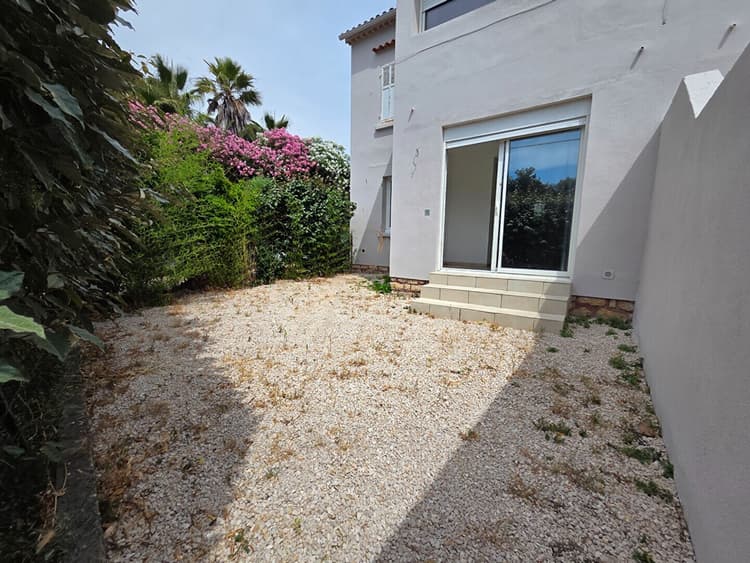 T3 en rez-de-jardin au Brusc à Six-Fours les Plages
