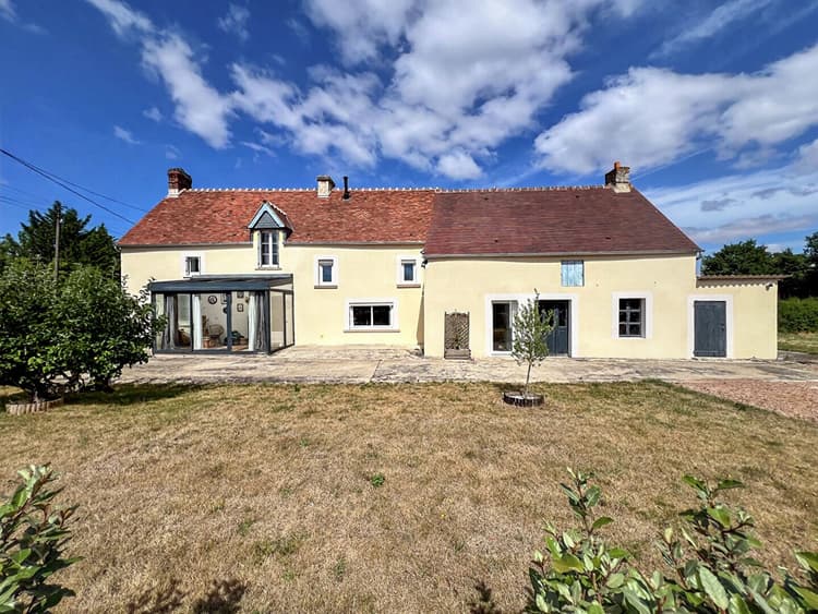 Maison de Charme avec 1 hectare de terrain aux portes de Falaise