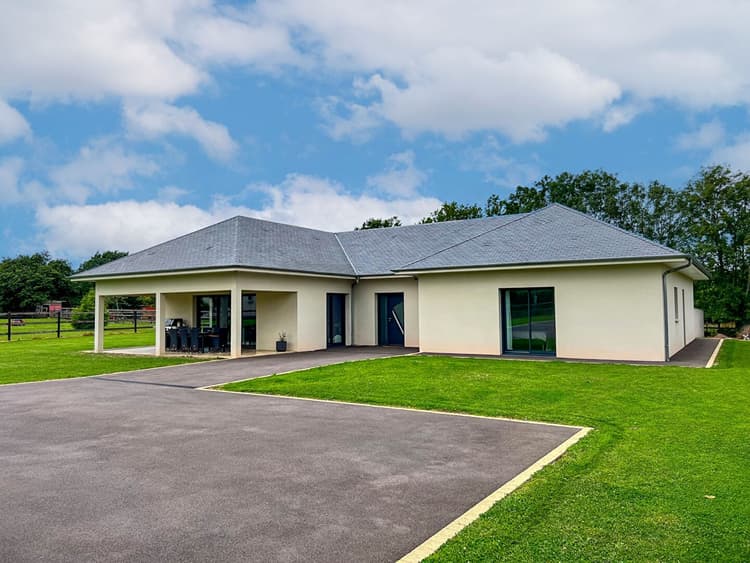 Maison contemporaine de plain-pied. Axe Argentan / Vimoutiers - à seulement 8 min de Trun