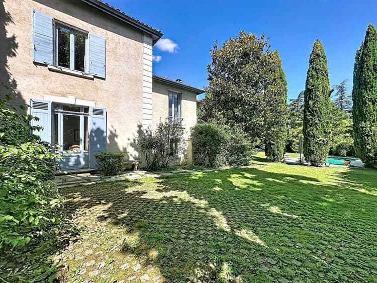 Maison Irigny 9 pièce(s) 400 m2