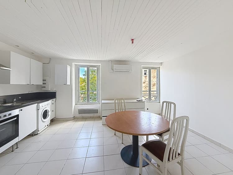 Appartement Orgon 2 pièce(s) 30 m2