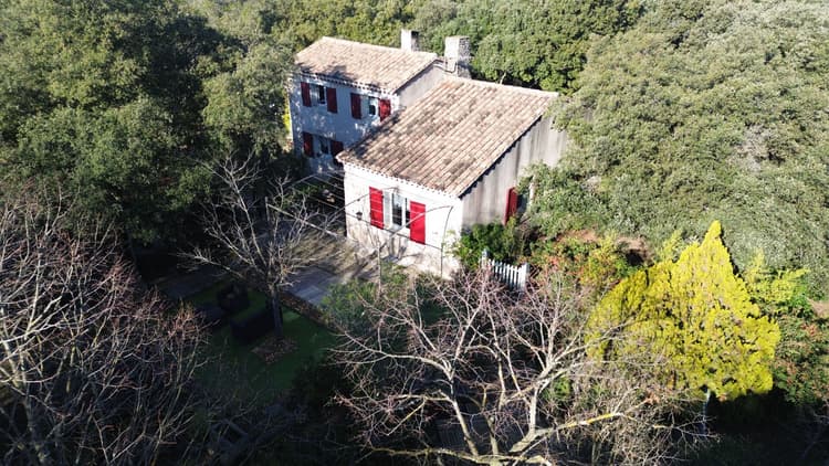 Eygalières, maison de charme en campagne