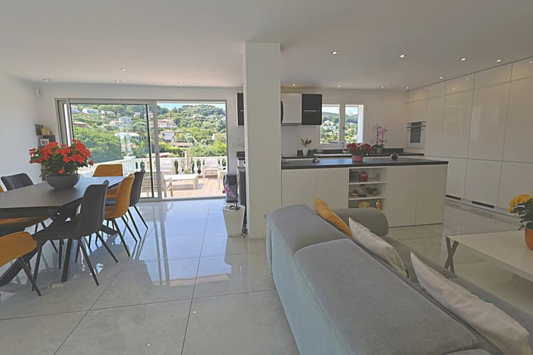 Vallauris · Maison familiale · piscine · vue panoramique colline
