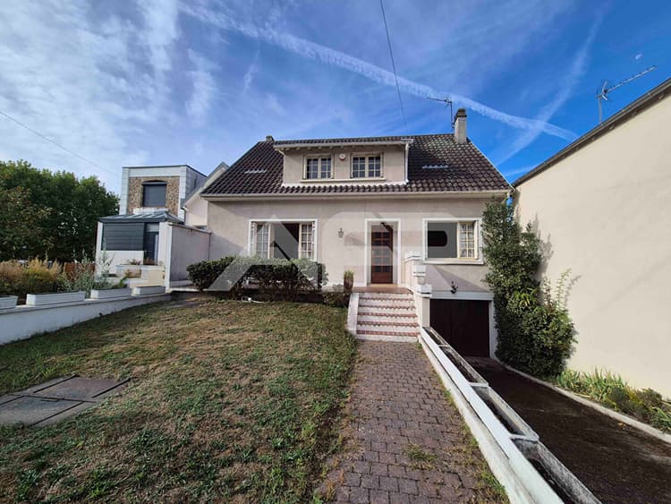Maison Chatou 8 pièce(s) 153 m2 - Jardin, sous-sol total