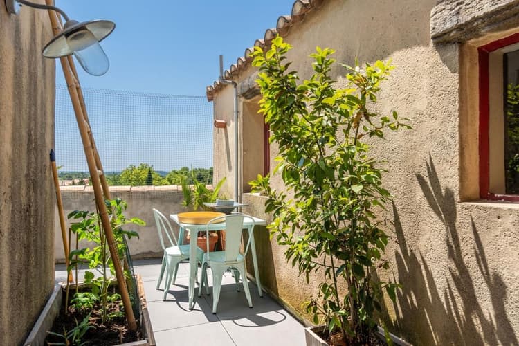 Appartement de charme avec terrasse en secteur sauvegardé d'Uzès