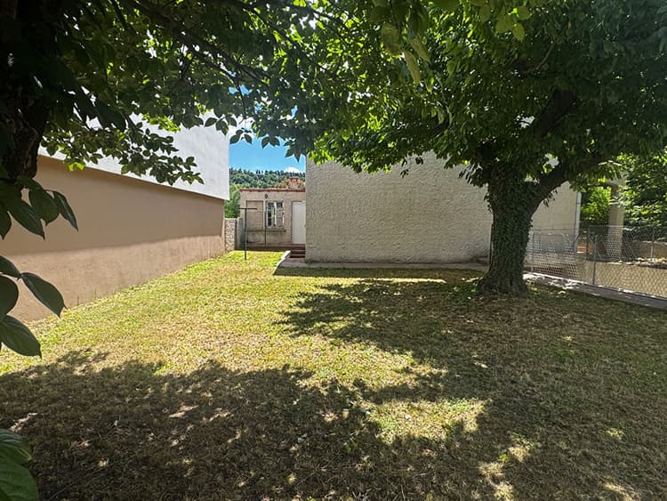 Maison spacieuse de 7 pièces à vendre à Valence - Secteur Chateauvert
