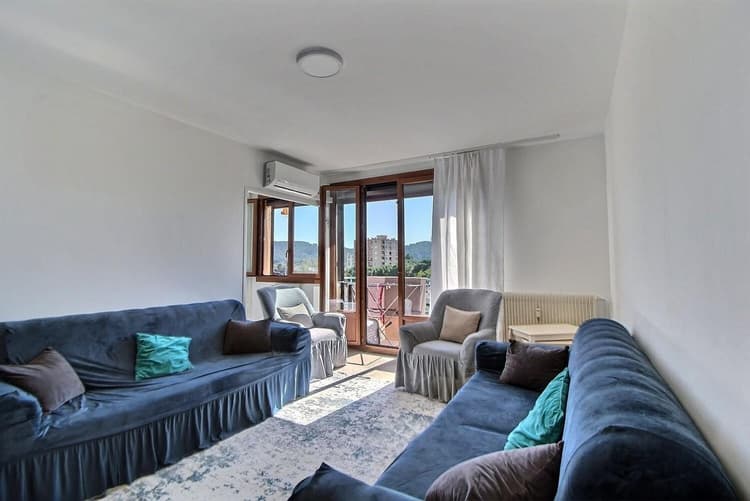 Appartement T4/5 avec balcon, Draguignan