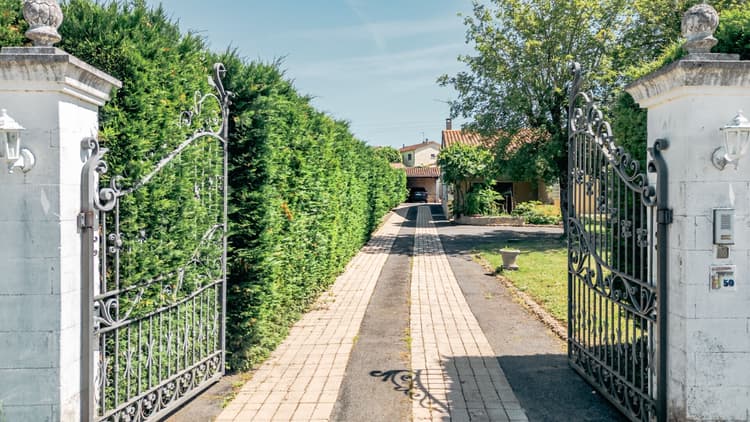 À VENDRE MAISON 5 PIÈCES 134 M² - LINARS