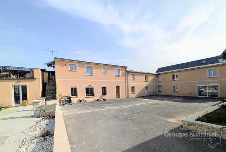 A 12 Minutes de BEAUVAIS SUD -EST: Ensemble immobilier de 429 m².