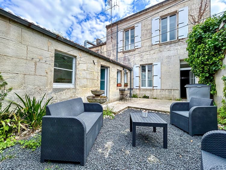 IMMEUBLE DE CARACTÈRE AU RENDEMENT ATTRACTIF