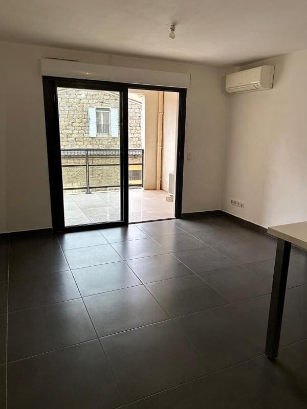 PROPRIANO - 2 PIECES AVEC CAVE - 41.42m2