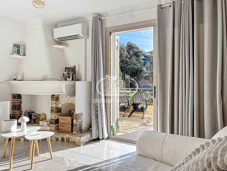 MAISON 221 M2 - VALLAURIS